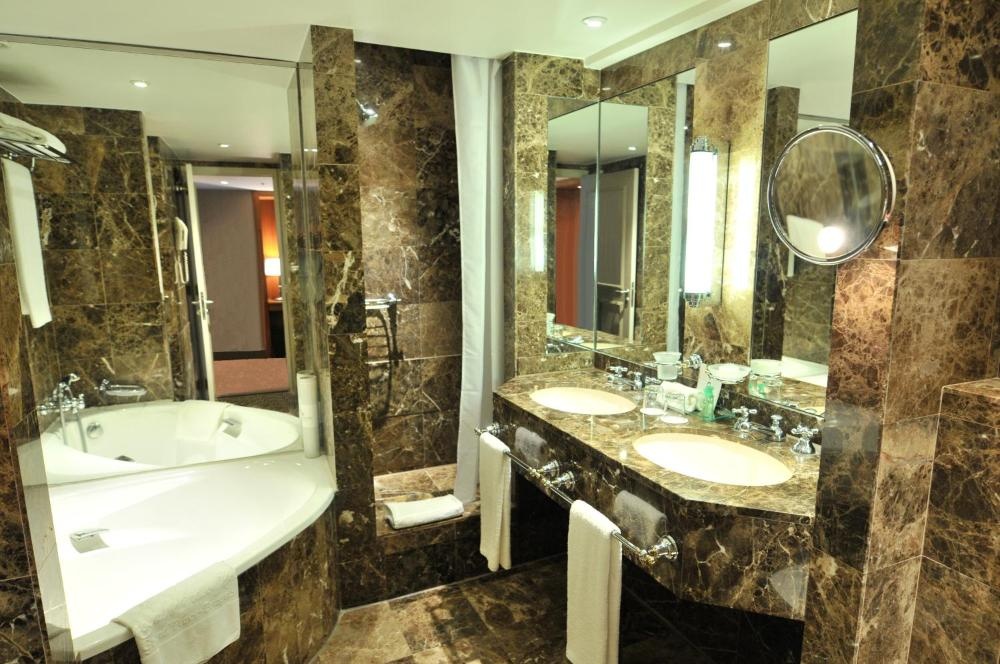 Warwick Brussels - Grand Place